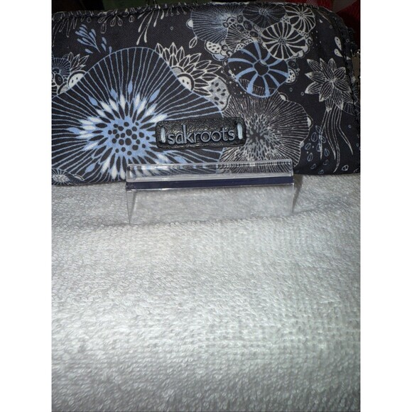 Sakroots Coin/ID/CRedit Card Holder Blue Nautical Sz5.5X3.5X1.5 Wallet - Picture 1 of 4